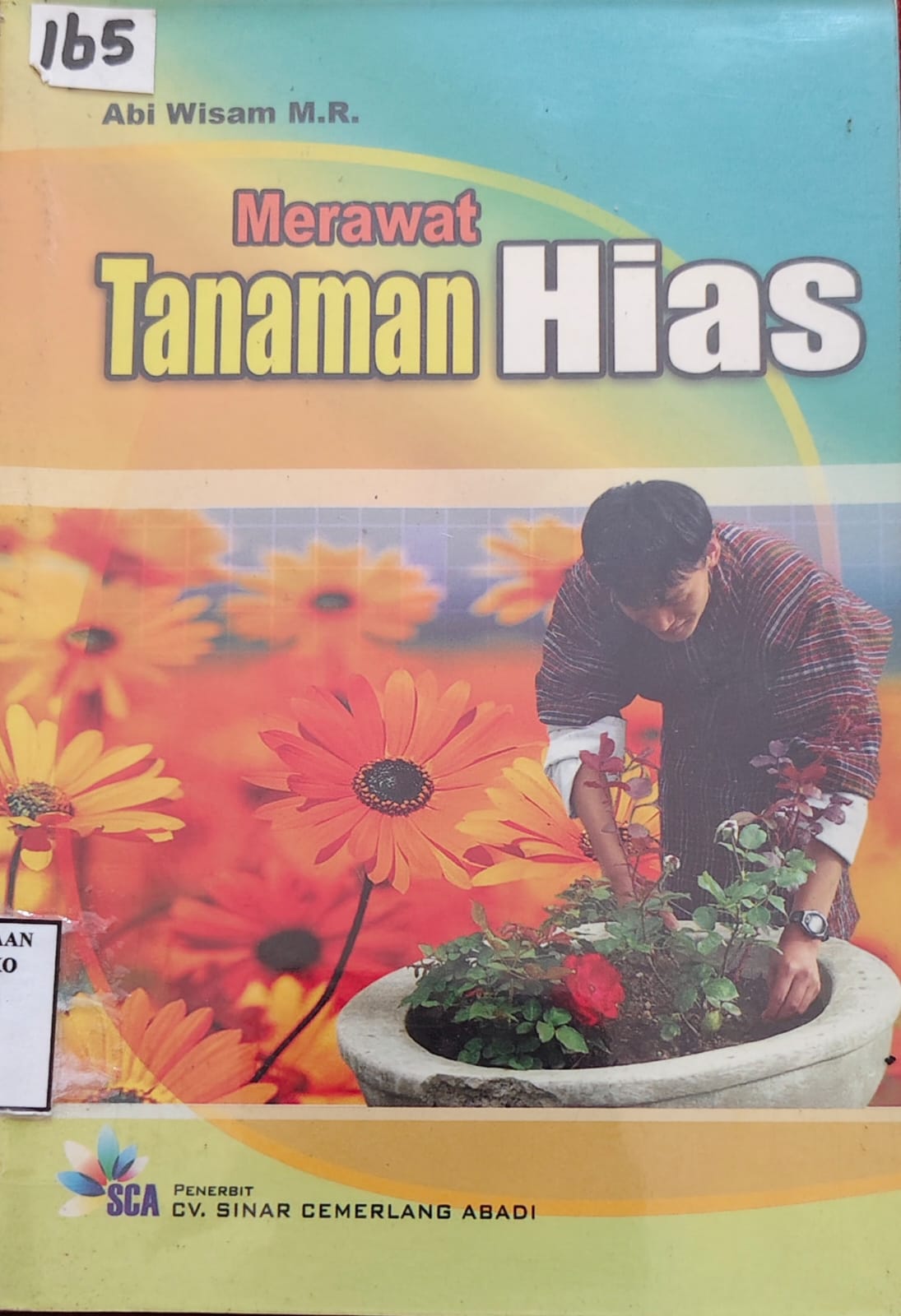 Merawat Tanaman Hias